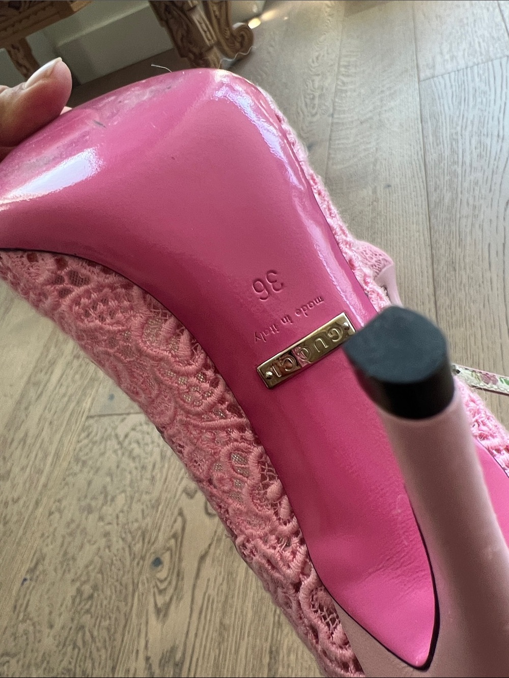 Pink Lace Gucci heels - Picture 6 of 6